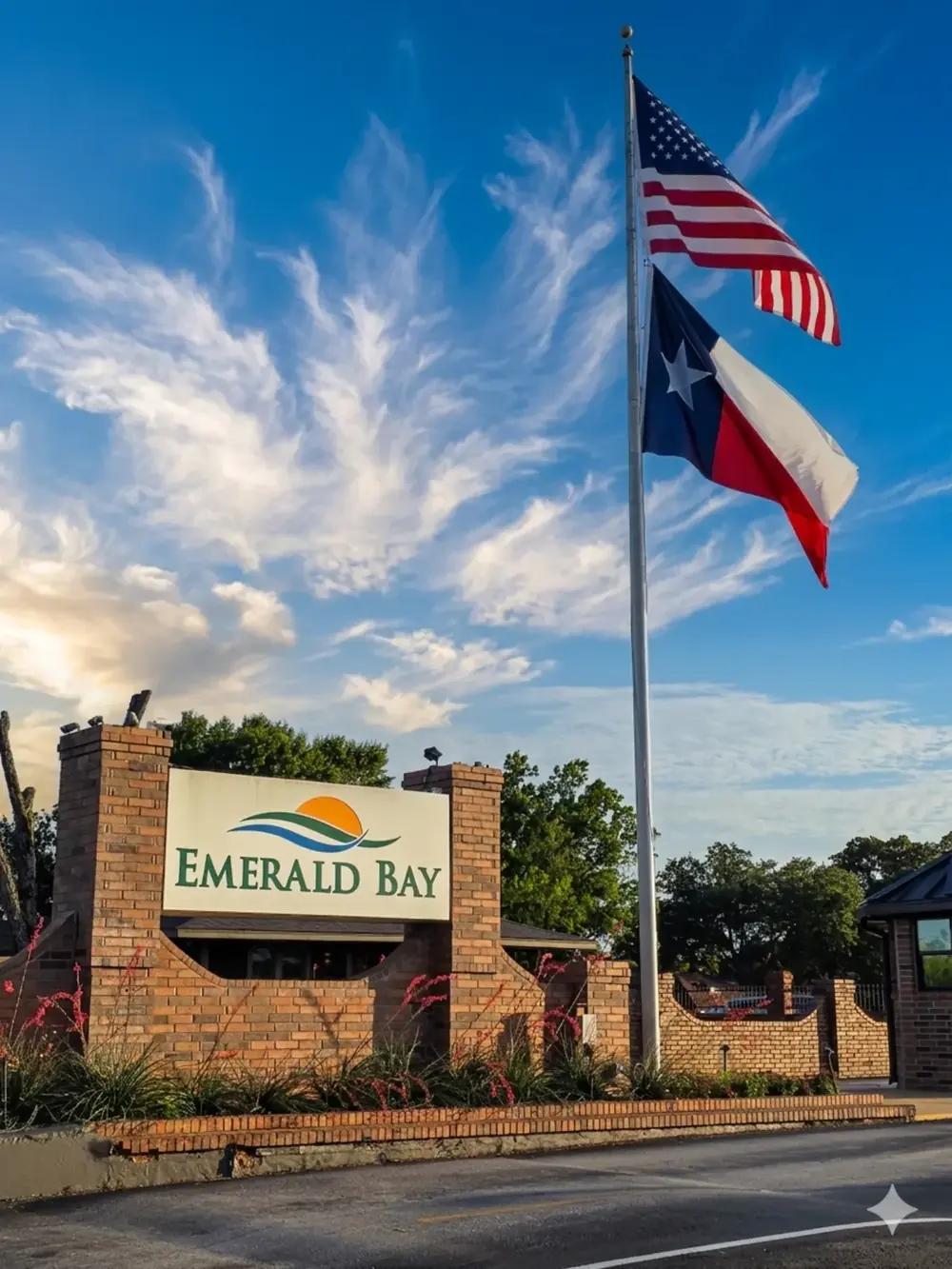 Emerald Bay Club entrance on Lake Palestine near Bullard Texas