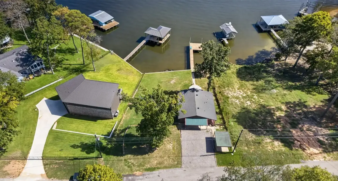 Aerial view of the lot at 7359 E Panorama Dr on Lake Palestine near Frankston, Texas.